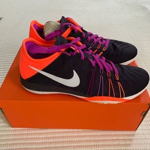 Nike Free TR 6 Women’s Athletic Shoes